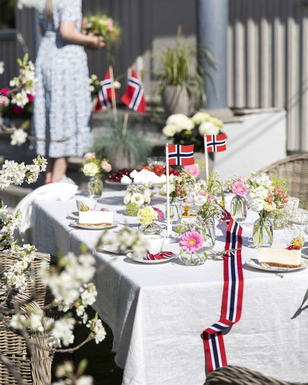 Dekket bord til 17. mai